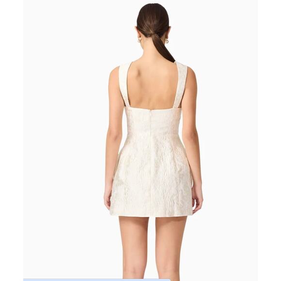 Elliatt Galadriel Jacquard Mini Dress Women’s S White Bridal Shower Engagement - Picture 3 of 16